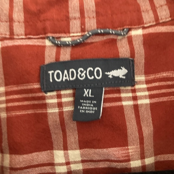 Toad&Co Smythy Short Sleeve Shirt Red Plaid Button Front Outdoors Comfy Chores - Picture 10 of 12
